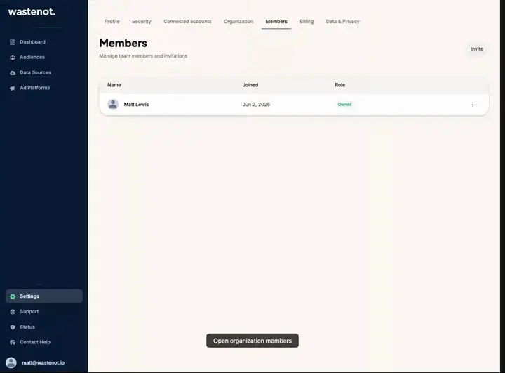 WasteNot invite flow with role selection and an optional message