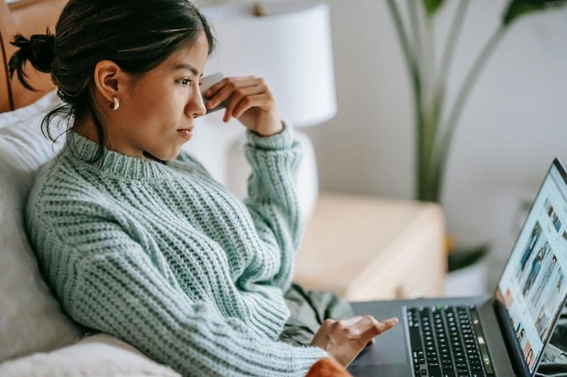 5 ways to lower customer acquisition costs